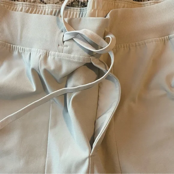 Lululemon Mens Large ABC Joggers Khaki Tan Pants Warpstreme Workout Gym Stretch - Picture 11 of 11